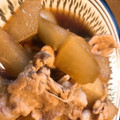 kuwaのお腹's cooksnap of when they made 葉っぱも丸ごと♪カブと豚肉の煮物.