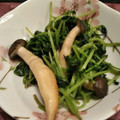 アルカママ's cooksnap of when they made 簡単節約時短☆豆苗としめじのさっと炒め☆.