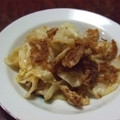 ロシアン's cooksnap of when they made キャベツで揚げとおかかの和え物.