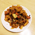 take♪aki♪'s cooksnap of when they made じゃがいもとウインナーのカレー粉炒め.
