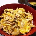 赤きんぎょ16's cooksnap of when they made ブタコマと玉ねぎで 簡単な他人丼.
