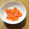 ☆こまっと☆'s cooksnap of when they made 簡単&時短！レンジで人参の飾切り(花型).