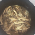 クックR9T471☆'s cooksnap of when they made 牡蠣とエノキタケのニンニクバター醤油炒め.