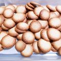 菜月？！'s cooksnap of when they made サックサク！プチラングドシャ(抹茶も…).
