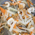 みぽぽたむす's cooksnap of when they made お弁当、副菜に☆大根と人参の炒め物.