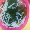 もりのりころ's cooksnap of when they made わかめともやしのスープ.