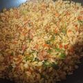 クックT0JIN9☆'s cooksnap of when they made ツナレタスチャーハン.