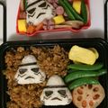 SallySue's cooksnap of when they made キャラ弁★スターウォーズ.