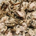 ねぞろ's cooksnap of when they made レンジで♪鶏胸肉と茸のバジルチーズソース.