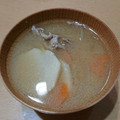 ラリー＆サラ's cooksnap of when they made 里芋と豚肉の味噌汁.