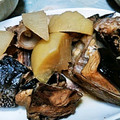 ずっこけ123's cooksnap of when they made 簡単節約ﾒﾆｭｰ♪ブリのあら大根。.