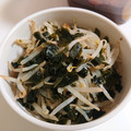 うぅこちゃん's cooksnap of when they made 超簡単お手軽・もやしとワカメのおひたし風.