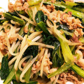 ぶっちー☆☆'s cooksnap of when they made 超簡単　豚バラともやしと小松菜肉炒め　.