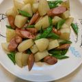 みぃみぃさま's cooksnap of when they made じゃがいもとスナップエンドウの炒め物.