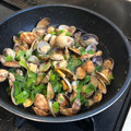 ケロべぇ's cooksnap of when they made あさりとネギの生姜酒蒸し.