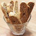 RiRicot's cooksnap of when they made 分量が簡単☆くるみの全粒粉ビスコッティ.