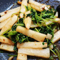 ☆チャレンジやっぴ☆'s cooksnap of when they made 山芋と豆苗のカレー炒め.