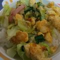 あゆたっくん's cooksnap of when they made 卵１コと高野豆腐１枚で炒り卵！にら玉丼.