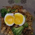 Lake☆Erie's cooksnap of when they made 半熟卵と焼きそば♪麺わぱらぱら！.