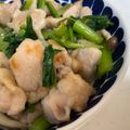 ポムポムポヨコ's cooksnap of when they made 鶏胸肉と小松菜としめじのシンプル塩炒め.
