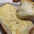 NAGANO久留米's cooksnap of when they made 七味チーズトースト.
