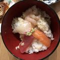 クックUYIZK3☆'s cooksnap of when they made 値引き刺身で海鮮丼♪.