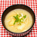 tokotann's cooksnap of when they made 簡単！大根の皮と油揚げのお味噌汁.