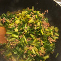 エダ☆マメオ's cooksnap of when they made 常備菜♪大根葉と豚ひき肉のしょうが炒め.