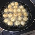 カントリンブンブン's cooksnap of when they made 胡麻油で揚げ焼き鶏団子☆鶏ミンチボール.