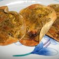 bonyobonyo's cooksnap of when they made 餃子の皮 de 簡単♪大人のじゃこピザ.