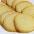 cafe★Ｋ's cooksnap of when they made 卵白消費！混ぜて簡単ラングドシャ！.