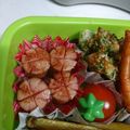 グフィ's cooksnap of when they made お弁当に❁﻿ウィンナー飾り切りクローバー.
