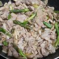 ガ茶ピン's cooksnap of when they made 豚肉とアスパラのきのこ炒め *☻*.