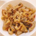 ogupi's cooksnap of when they made アムウェイの鍋でレンコンと竹輪の甘辛煮.