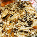 ねぞろ's cooksnap of when they made えのきとなめこの塩昆布和え.