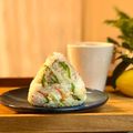 サヤスカマカン's cooksnap of when they made 炊き込みご飯のおにぎり『天かす＋大葉』.