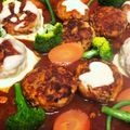 kaimania's cooksnap of when they made ホットプレートで豚挽肉の煮込みハンバーグ.