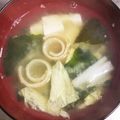 ムーミン☆ママ's cooksnap of when they made 簡単！和食に白菜と豆腐とワカメのお味噌汁.