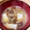 ねばねば星人's cooksnap of when they made 豆腐となめこ汁.