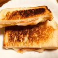 ぴよぴよこけこ's cooksnap of when they made フライパンでホットサンド☻簡単朝食ランチ.