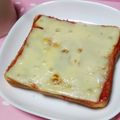 もん★もん's cooksnap of when they made 簡単チーズトースト☆.