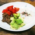 yuri39's cooksnap of when they made 簡単で豪華！牛肉とアボカドのわさび醤油♡.