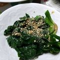 ユーロン's cooksnap of when they made 冬の楽しみ♪ちぢみほうれん草の胡麻和え.