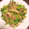 ステルトミチル's cooksnap of when they made 豚肉入り小松菜と舞茸炒め.