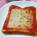 もん★もん's cooksnap of when they made お手軽に！パン屋さんの明太子チーズパン.