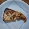 nyaoko♪'s cooksnap of when they made 秋冬が旬♪ぶりのにんにくバターソース.