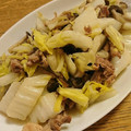 malokun's cooksnap of when they made 豚と白菜としめじの炒め物.
