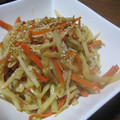 kaopomme♪'s cooksnap of when they made 大根の皮と面取り部分のオイマヨ炒め.
