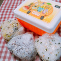 あゆまんま♪'s cooksnap of when they made 子どもも簡単サクサクゆかり揚げ玉おにぎり.