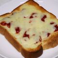 なななな♡MaMa's cooksnap of when they made 忙しい朝に！ケチャップ＆チーズトースト☆.